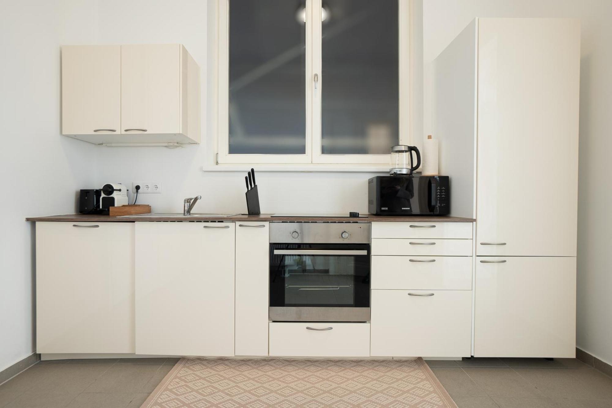 Vibrant 107 M2 Flat In The City Center Wenen Buitenkant foto