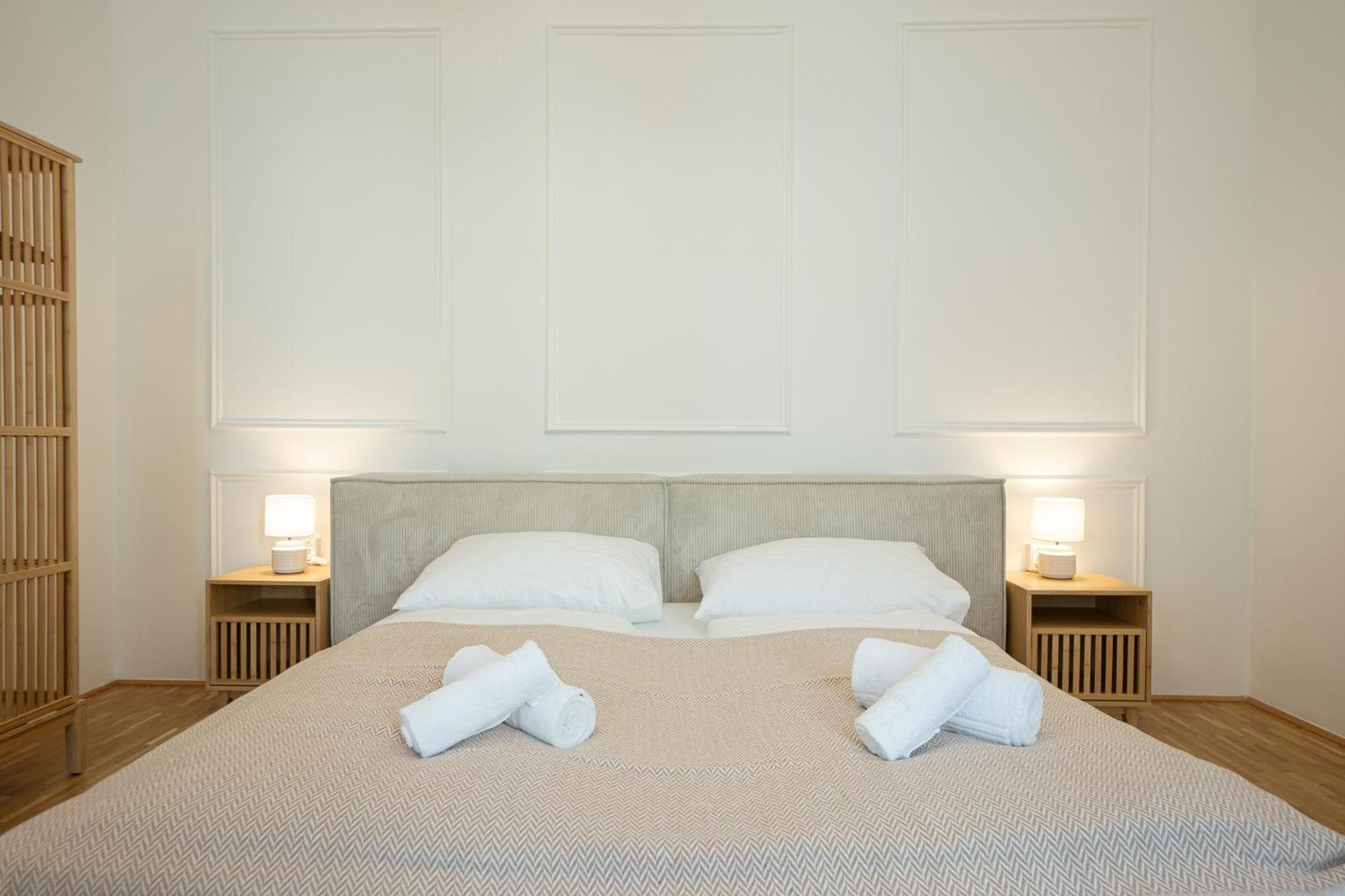 Vibrant 107 M2 Flat In The City Center Wenen Buitenkant foto