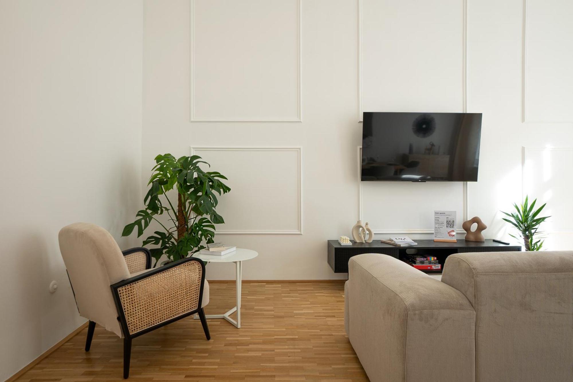 Vibrant 107 M2 Flat In The City Center Wenen Buitenkant foto
